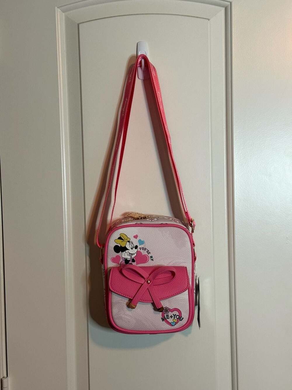 Disney Minnie Mouse Pink Bow Crossbody Bag